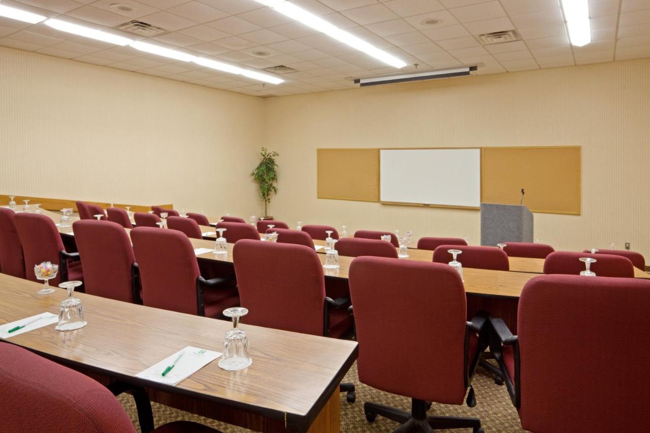  | enVision Hotel & Conference Center Mansfield-Foxboro