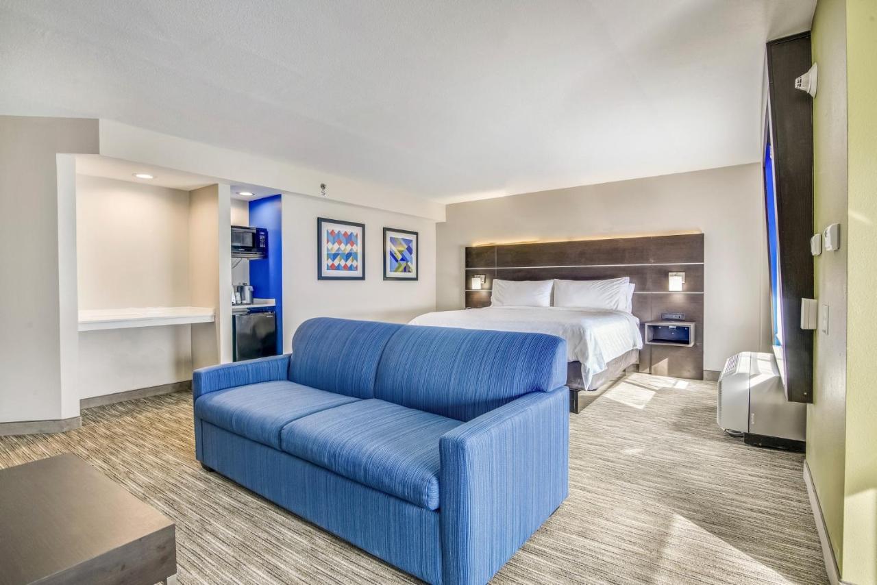  | Holiday Inn Express & Suites Longview North, an IHG Hotel