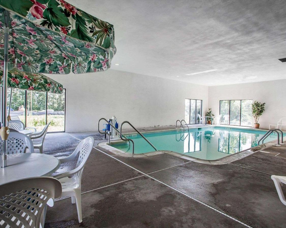 | Quality Inn Midway
