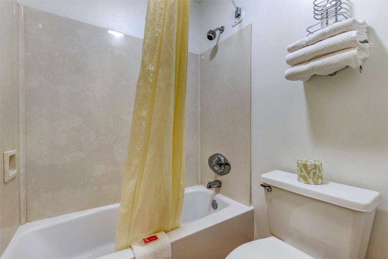 | Econo Lodge Inn & Suites Lugoff