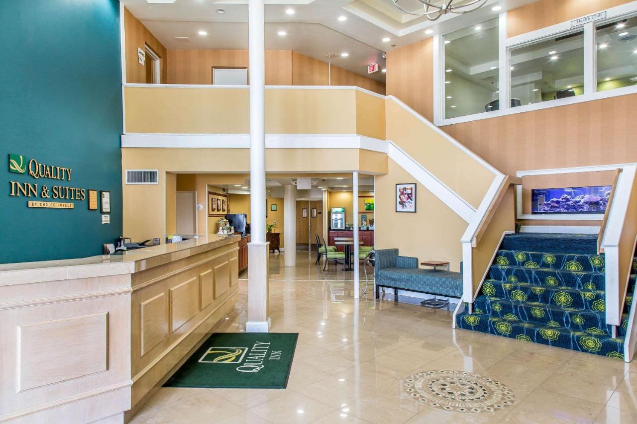 | Quality Inn and Suites Newport - Middletown
