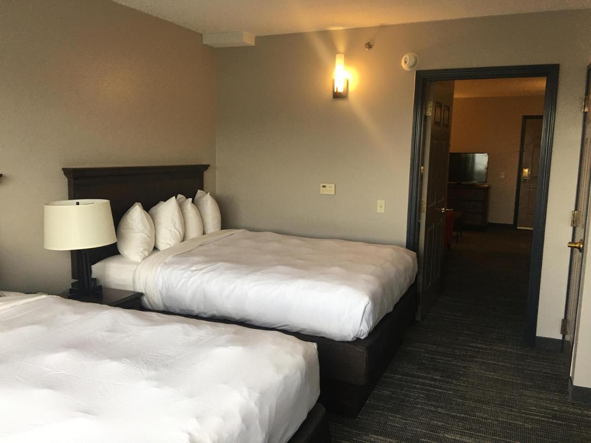 One-Bedroom Suite with Two Queen Beds and Sofa Bed - Non-Smoking at Country Inn & Suites by Radisson, Grand Rapids East, MI
