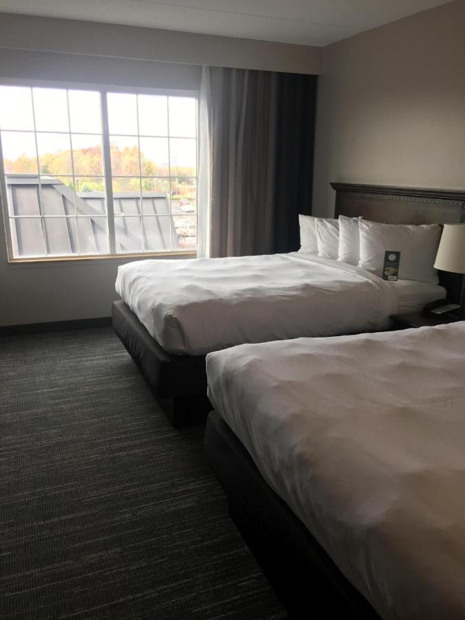 One-Bedroom Suite with Two Queen Beds and Sofa Bed - Non-Smoking at Country Inn & Suites by Radisson, Grand Rapids East, MI
