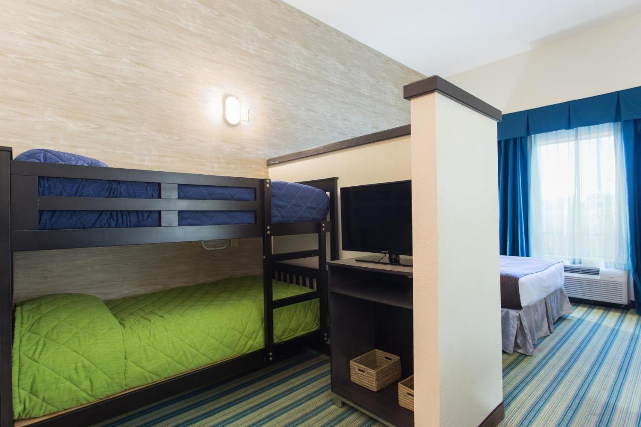  | Holiday Inn Texarkana Arkansas Convention Center, an IHG Hotel