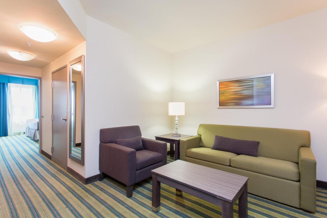  | Holiday Inn Texarkana Arkansas Convention Center, an IHG Hotel