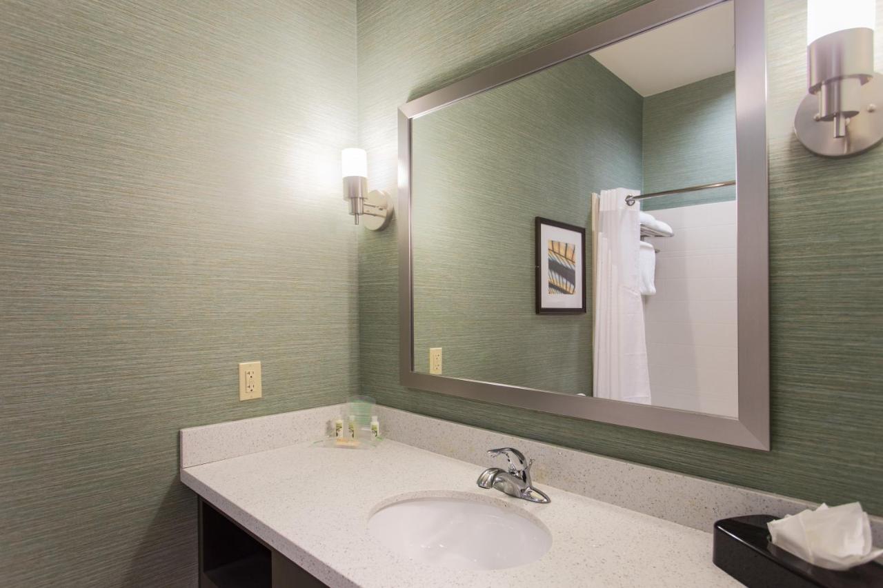  | Holiday Inn Texarkana Arkansas Convention Center, an IHG Hotel