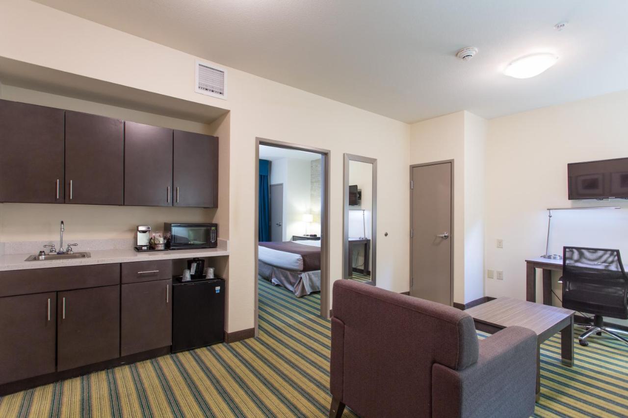  | Holiday Inn Texarkana Arkansas Convention Center, an IHG Hotel