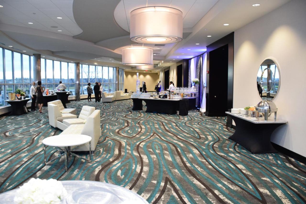 | Holiday Inn Cincinnati North West Chester, an IHG Hotel