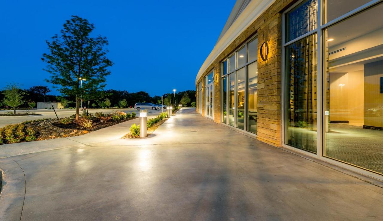  | Holiday Inn Austin Airport, an IHG Hotel