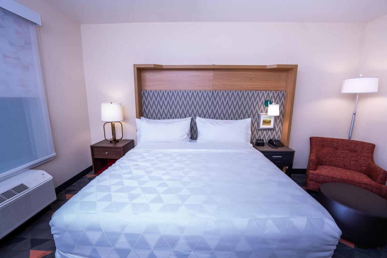 King Suite - Non-Smoking at Holiday Inn NW Houston Beltway 8 by IHG
