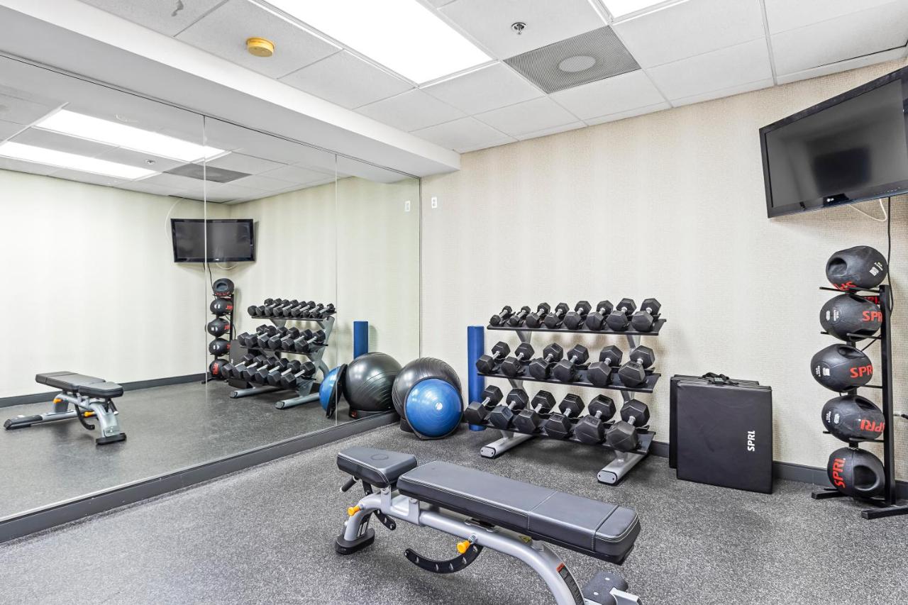 | Holiday Inn - St. Petersburg West, an IHG Hotel