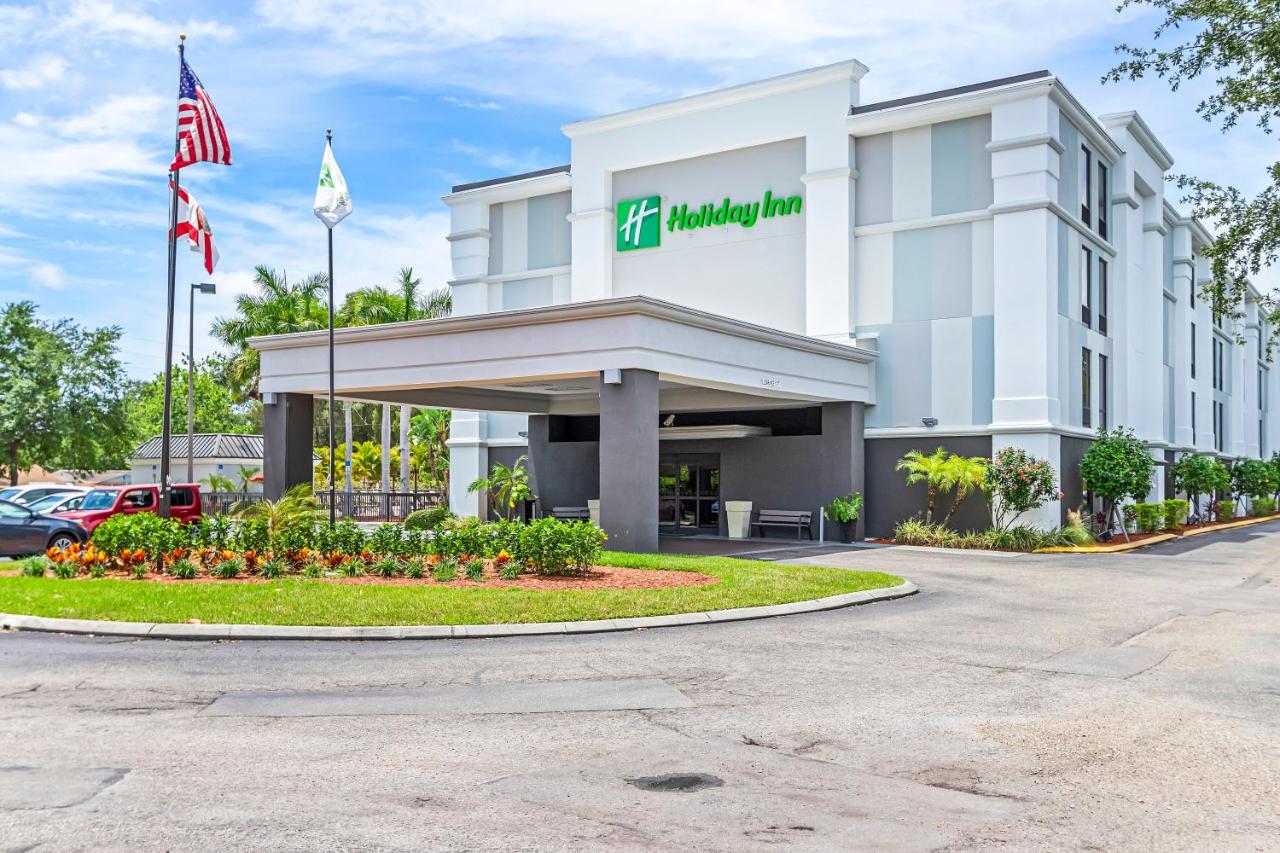 | Holiday Inn - St. Petersburg West, an IHG Hotel