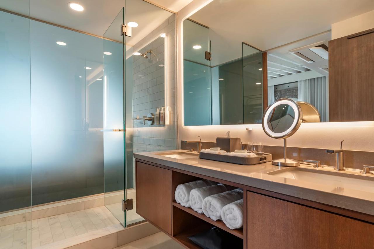 Suite at ONE11 Hotel