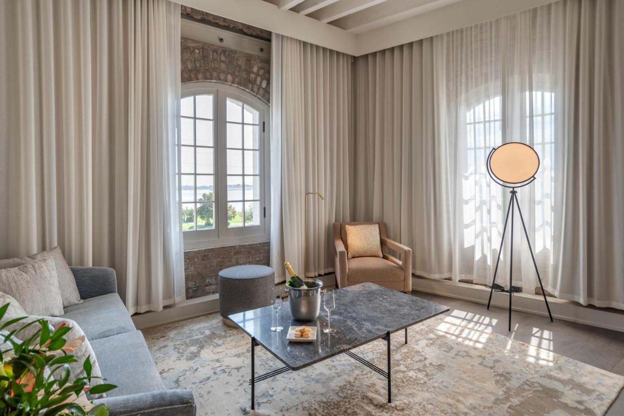 Suite at ONE11 Hotel
