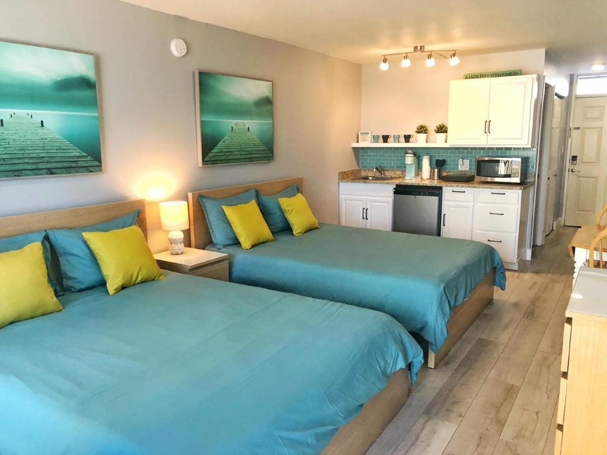 | Pirates Cove Resort Studios!