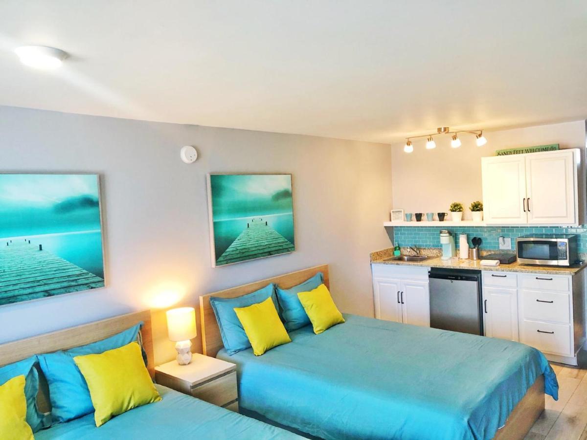 | Pirates Cove Resort Studios!