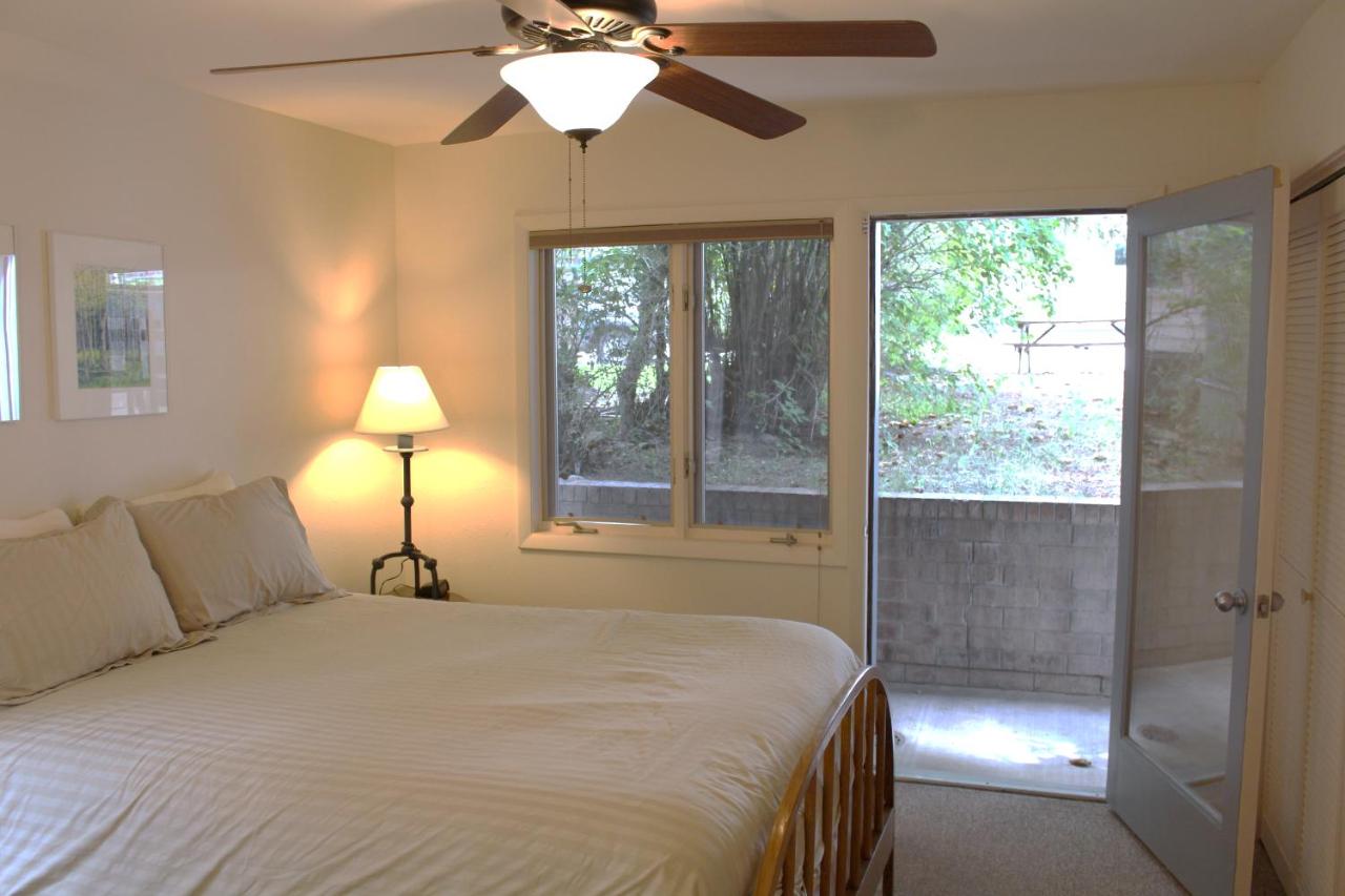 Three-Bedroom Apartment at Shadow Mountain Lodge