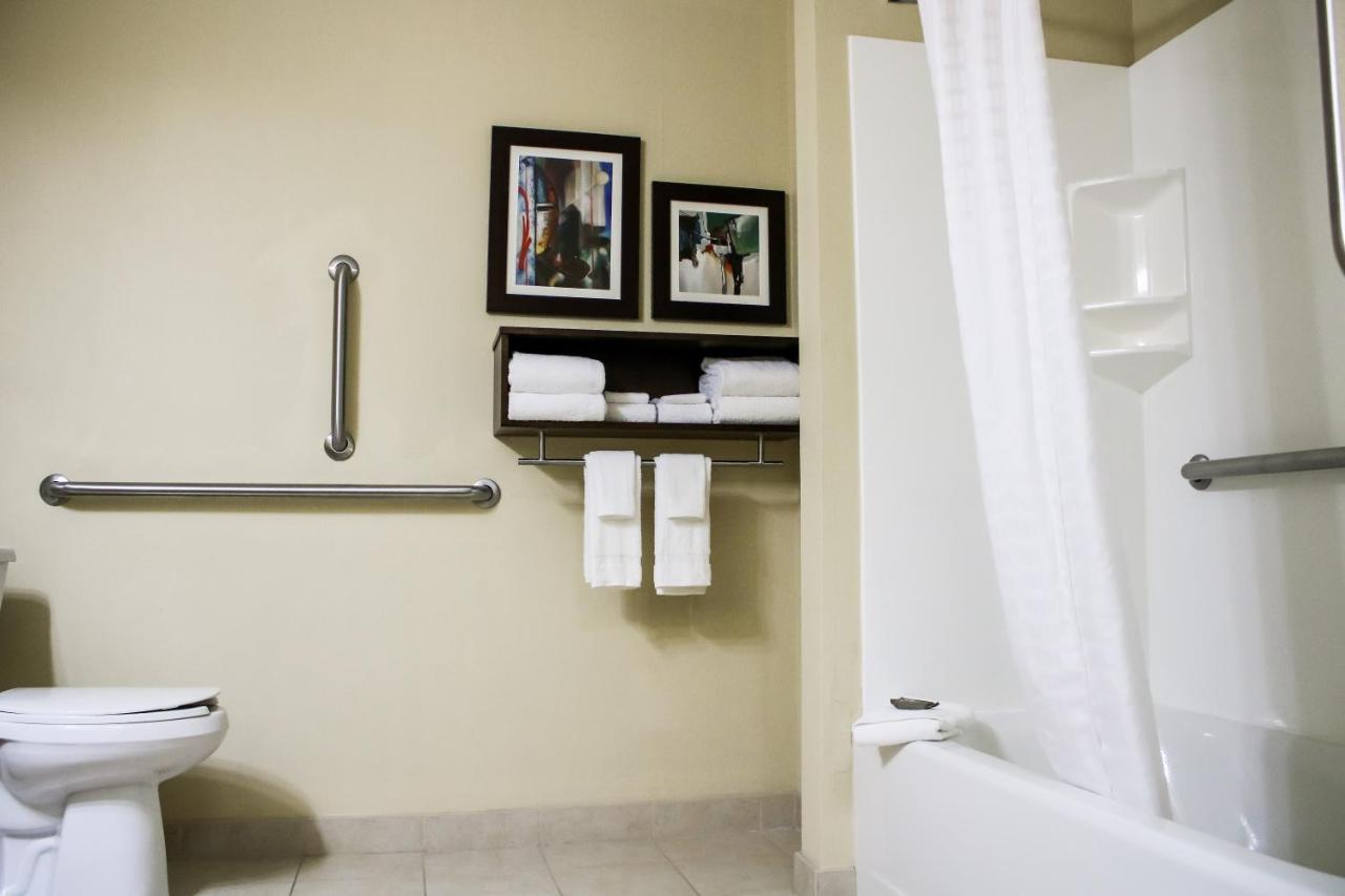  | Country Inn & Suites by Radisson, Richmond West at I-64, VA