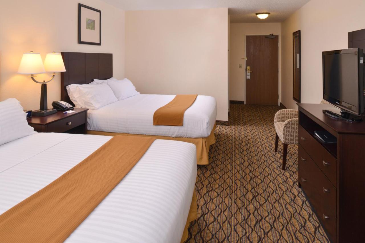  | Holiday Inn Express St. Croix Valley