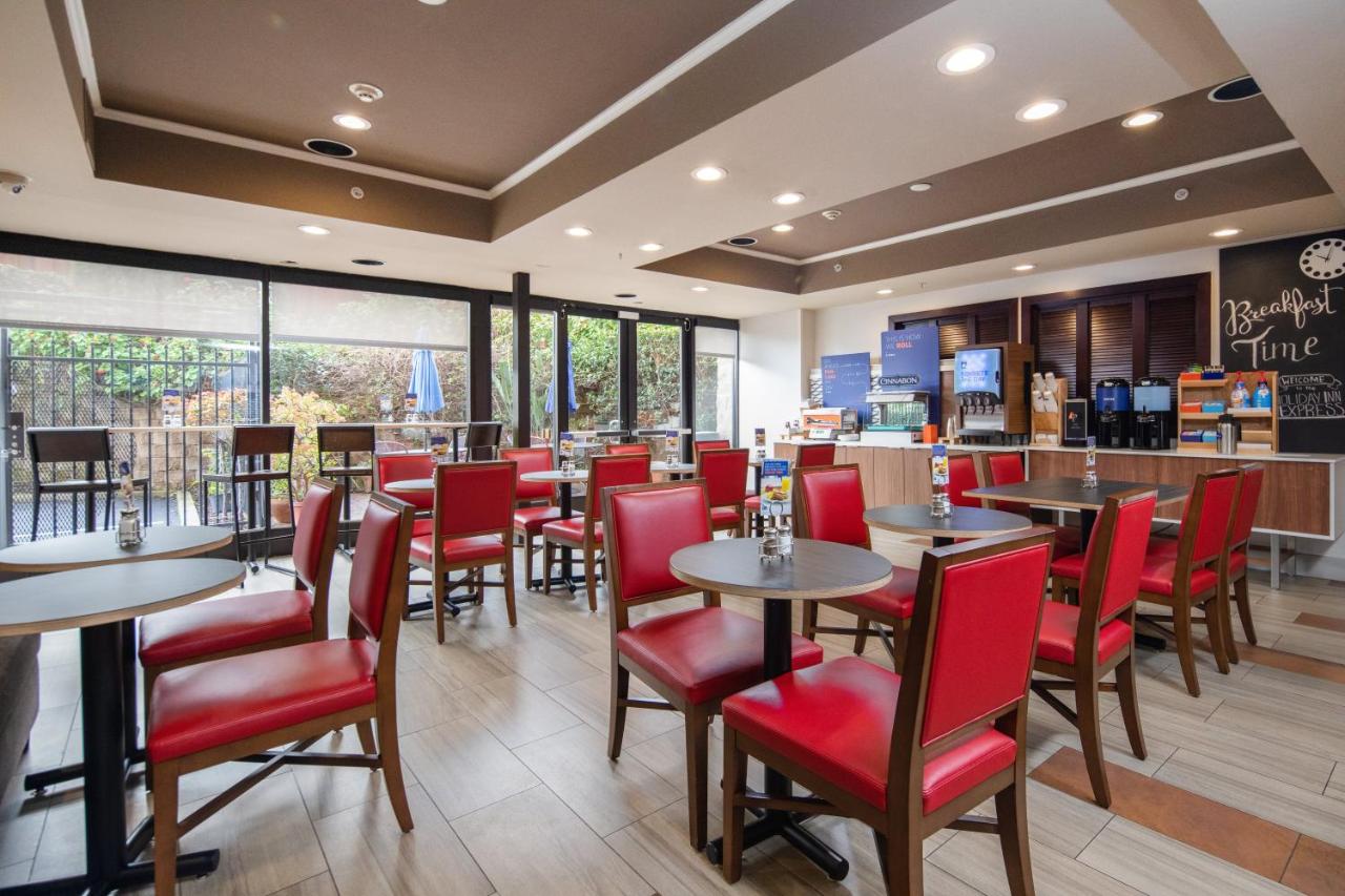 | Holiday Inn Express Castro Valley, an IHG Hotel
