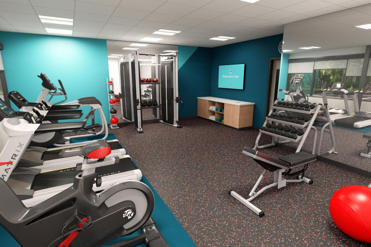 | Avid Hotels - Cincinnati N - West Chester, an IHG Hotel