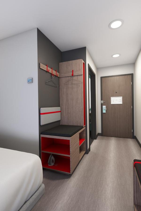 | Avid Hotels - Cincinnati N - West Chester, an IHG Hotel