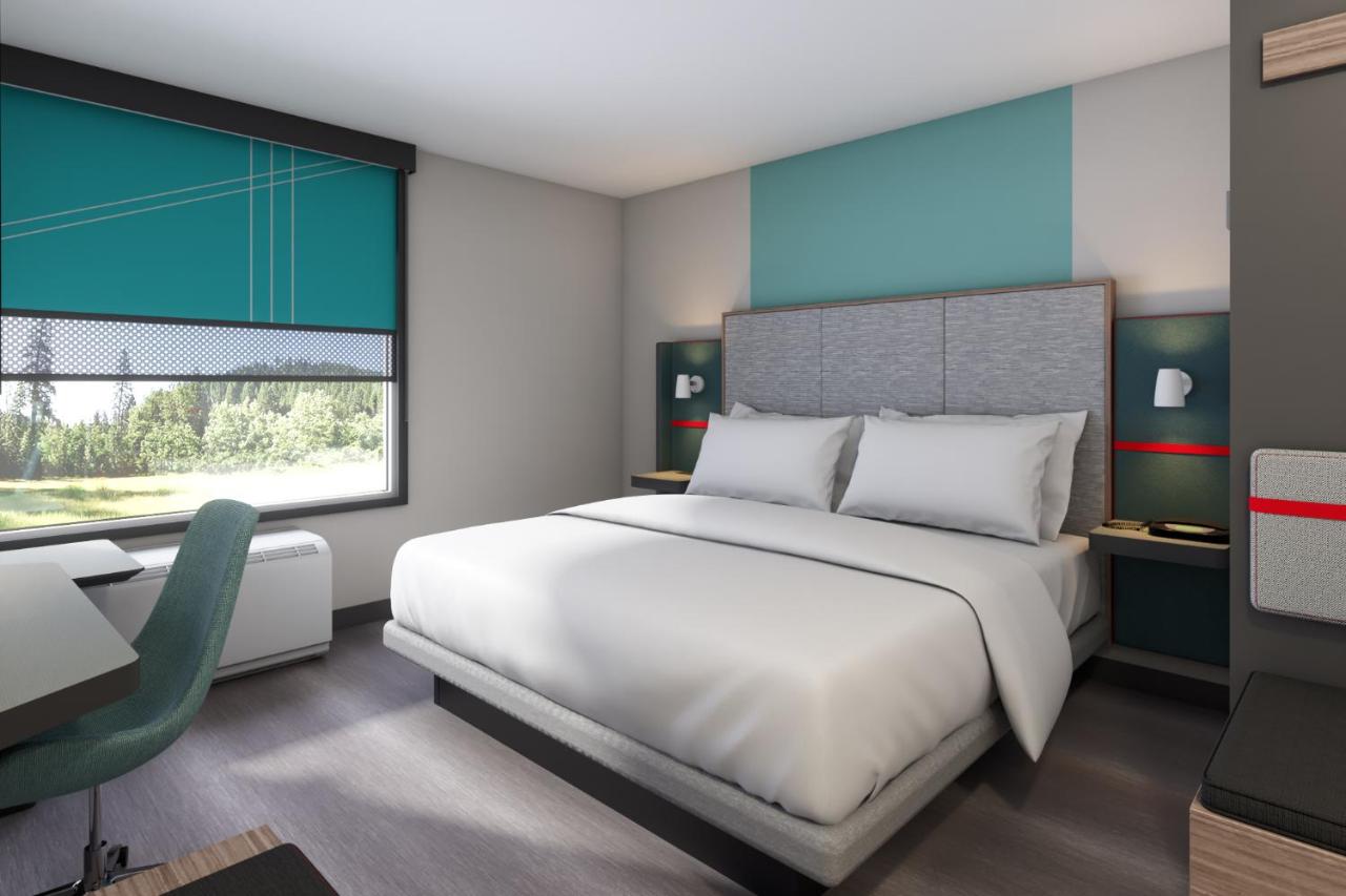 | Avid Hotels - Cincinnati N - West Chester, an IHG Hotel