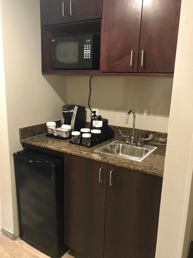  | Holiday Inn & Suites Albuquerque-North I-25, an IHG Hotel
