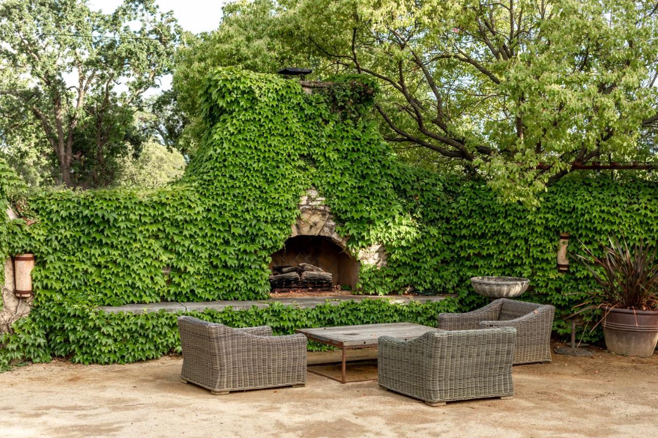  | Seven Branches Venue and Inn