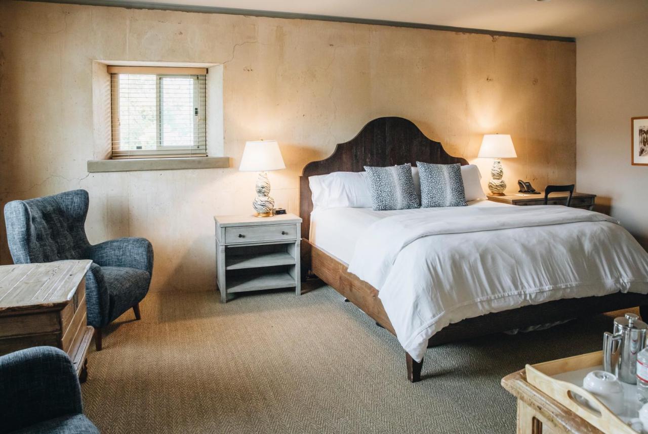  | Seven Branches Venue and Inn