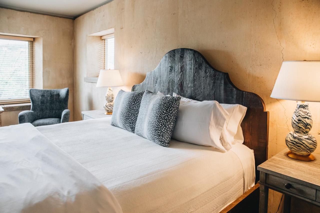  | Seven Branches Venue and Inn