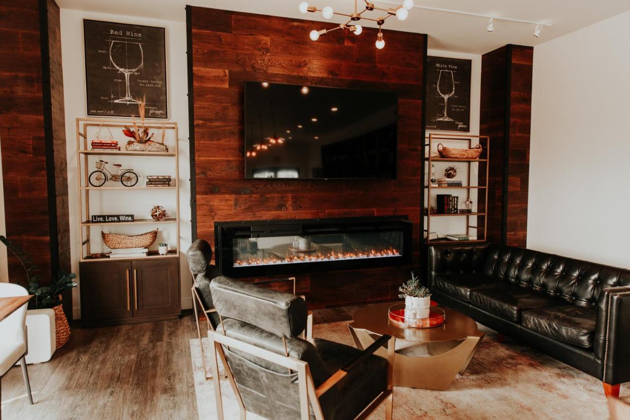  | Wine Stone Inn