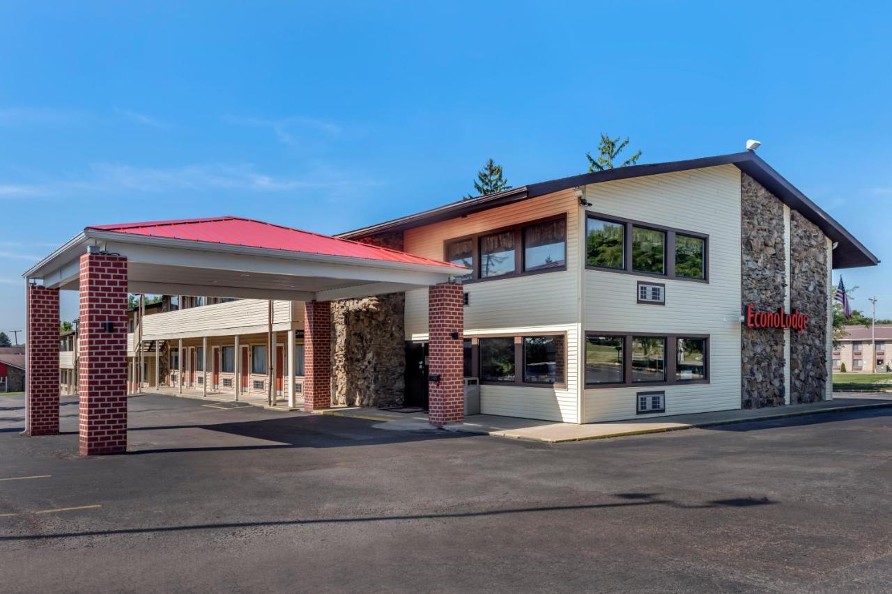  | Econo Lodge Wooster