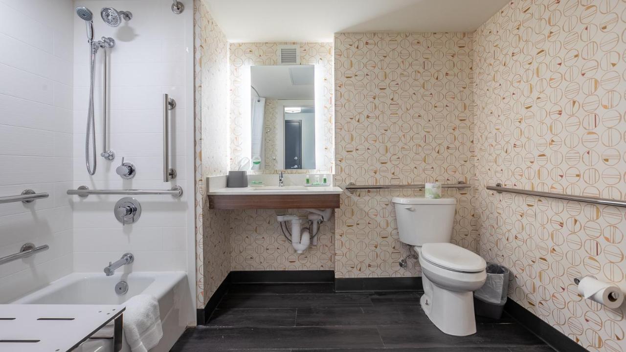 Two Queen Beds- Mobility Access with Bath Tub at Holiday Inn Panama City by IHG