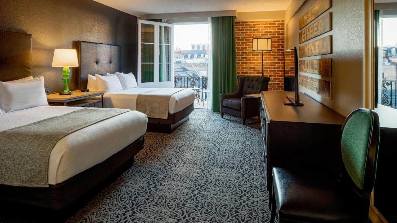 Deluxe Double Room with Two Double Beds at Holiday Inn FRENCH QUARTER-CHATEAU LEMOYNE, an IHG Hotel