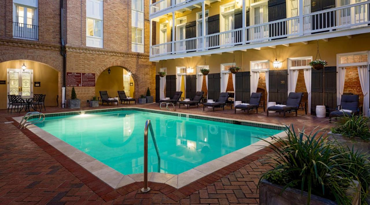 | Holiday Inn FRENCH QUARTER-CHATEAU LEMOYNE, an IHG Hotel