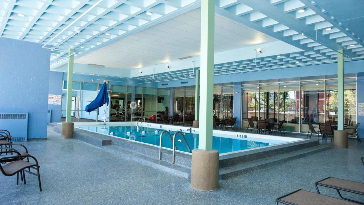 | Holiday Inn Rock Island-Quad Cities, an IHG Hotel