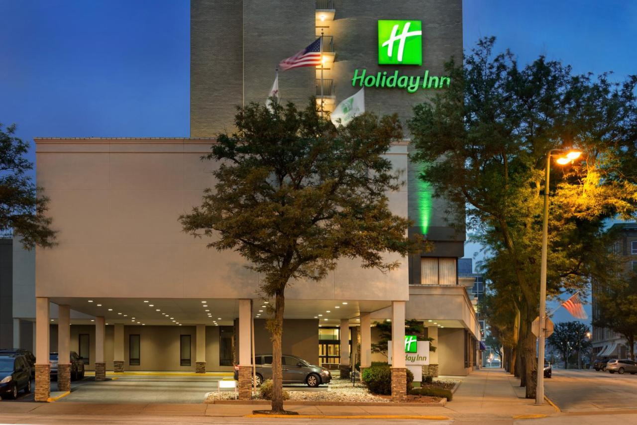 | Holiday Inn Rock Island-Quad Cities, an IHG Hotel