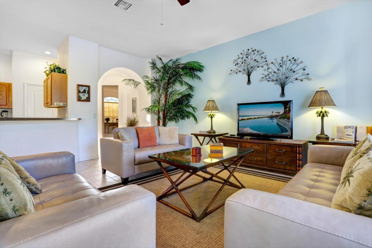 | Villa Merrick