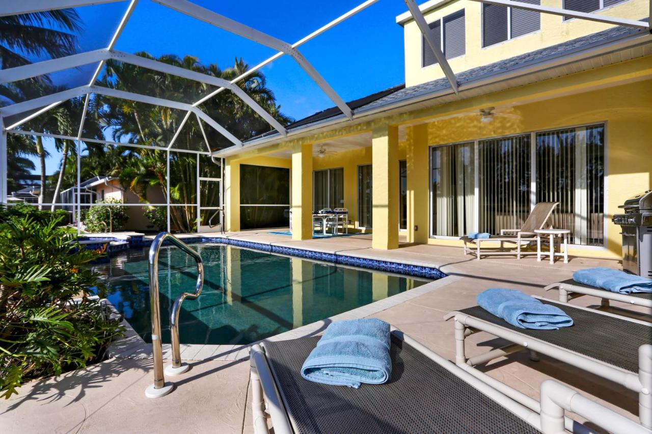 | Villa Merrick