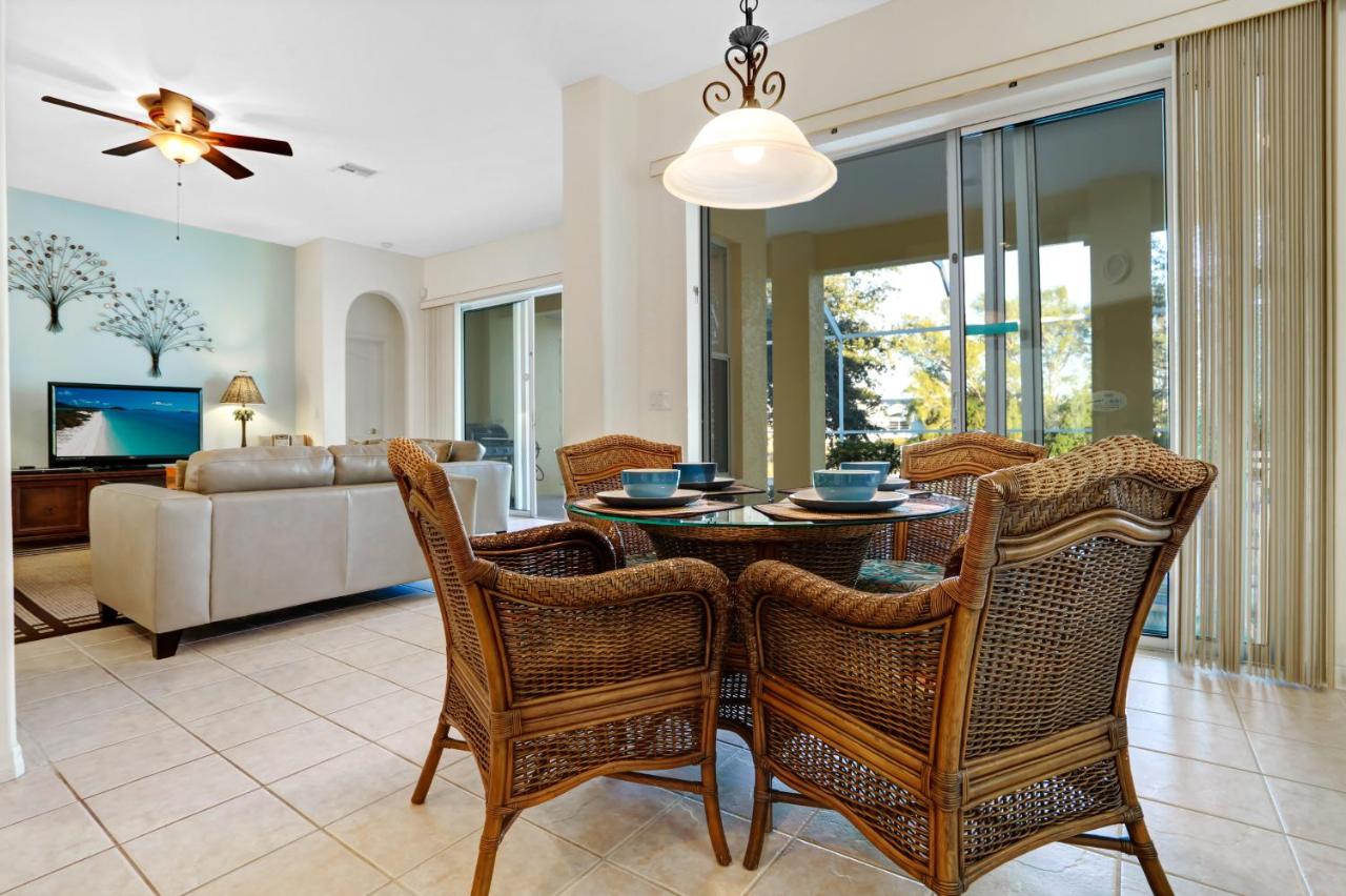 | Villa Merrick