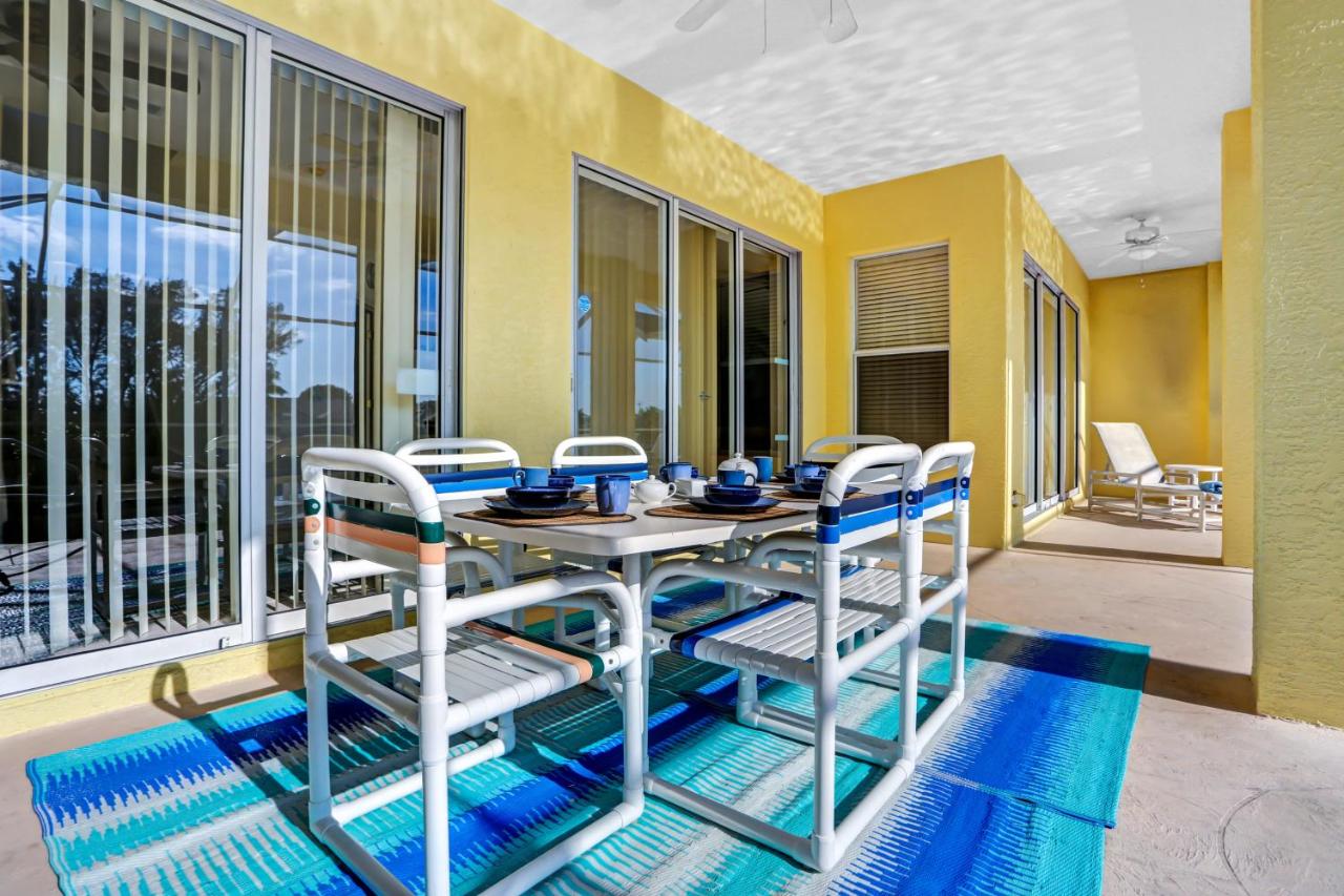 | Villa Merrick