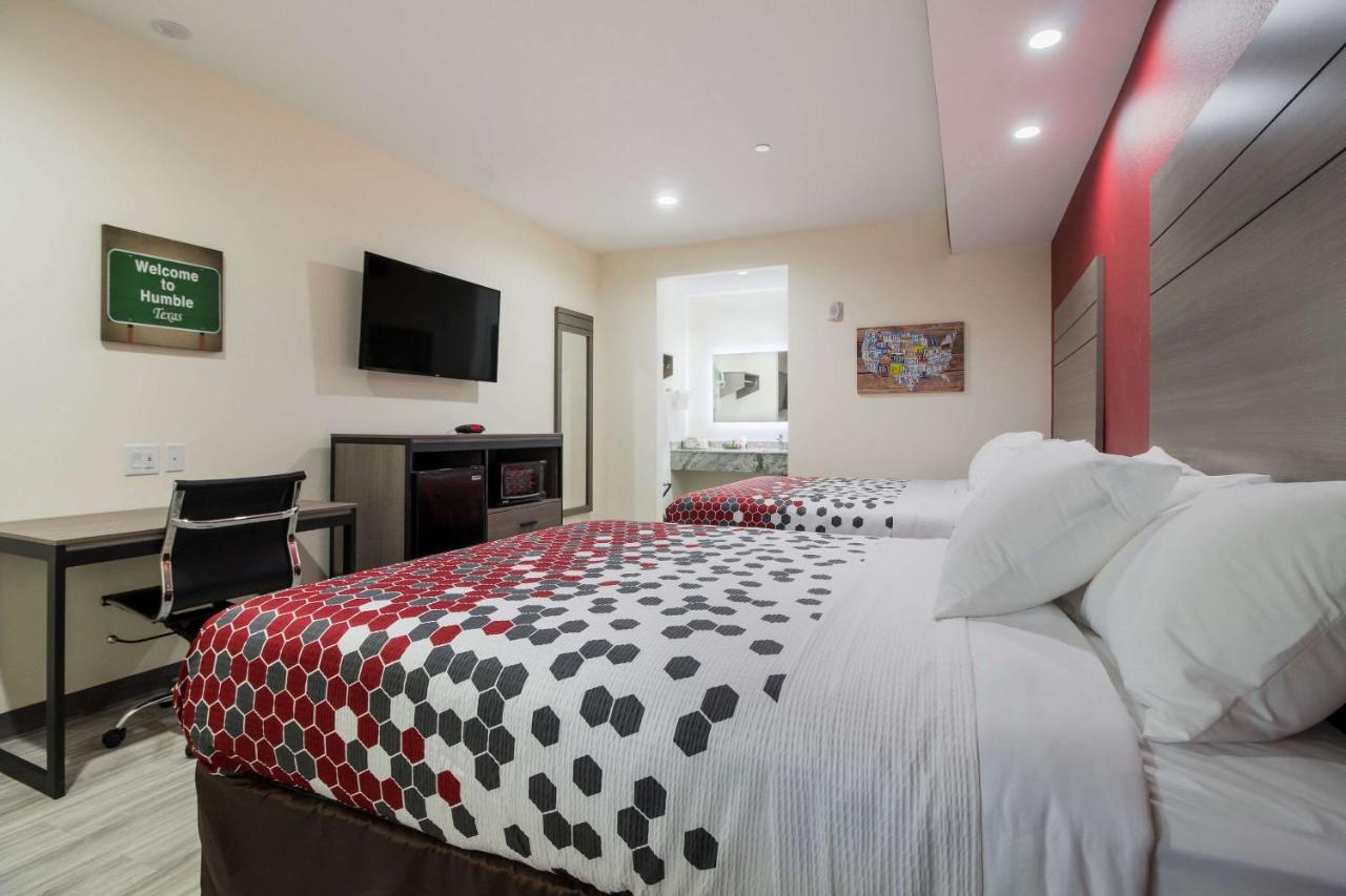 Queen Room with Two Queen Beds - Non-Smoking at REGENCY INN AND SUITES