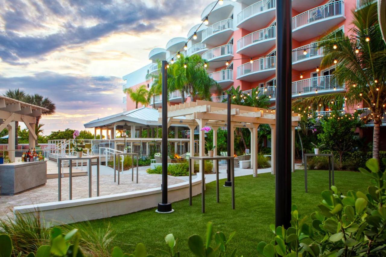 | Beach House Suites by the Don CeSar