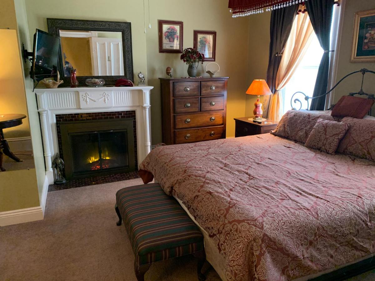  | Bayberry House Bed and Breakfast