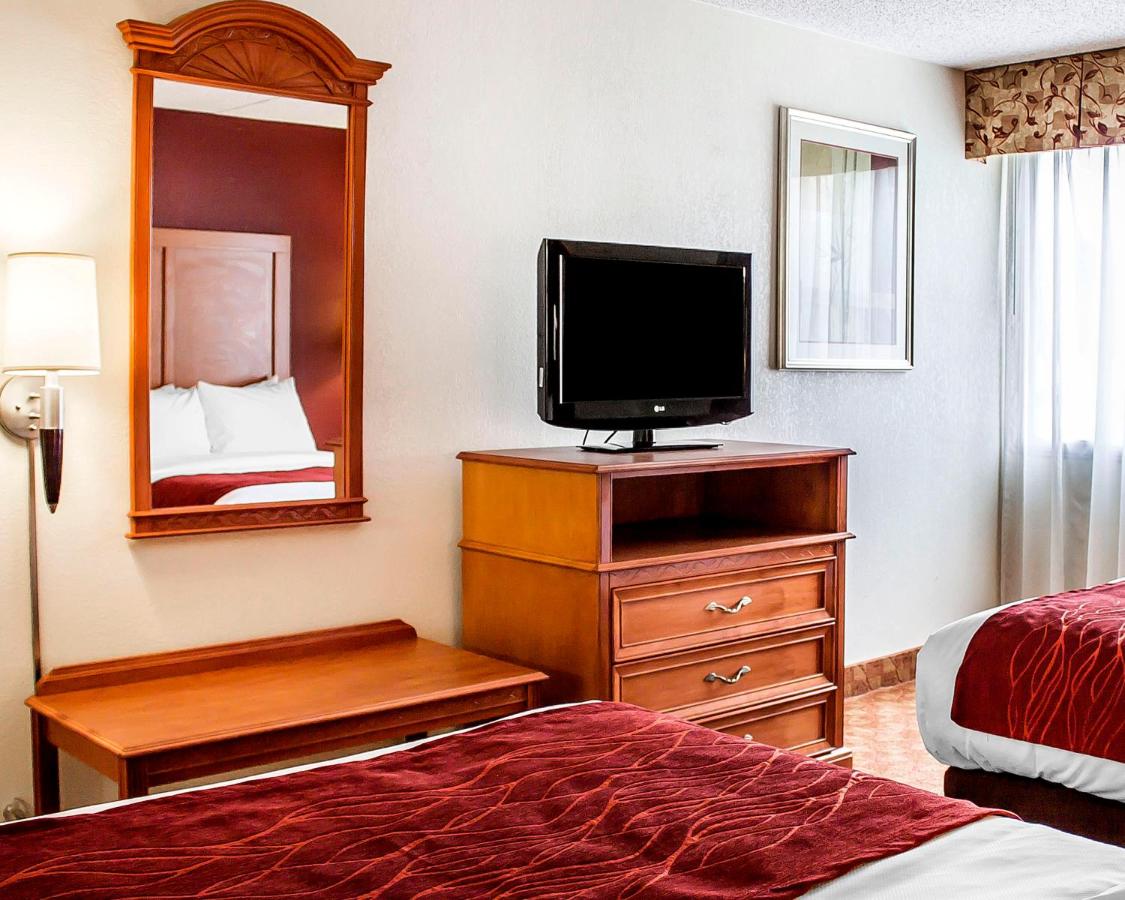 Suite with Two Double Beds - Non-Smoking at Quality Inn Lima Northeast