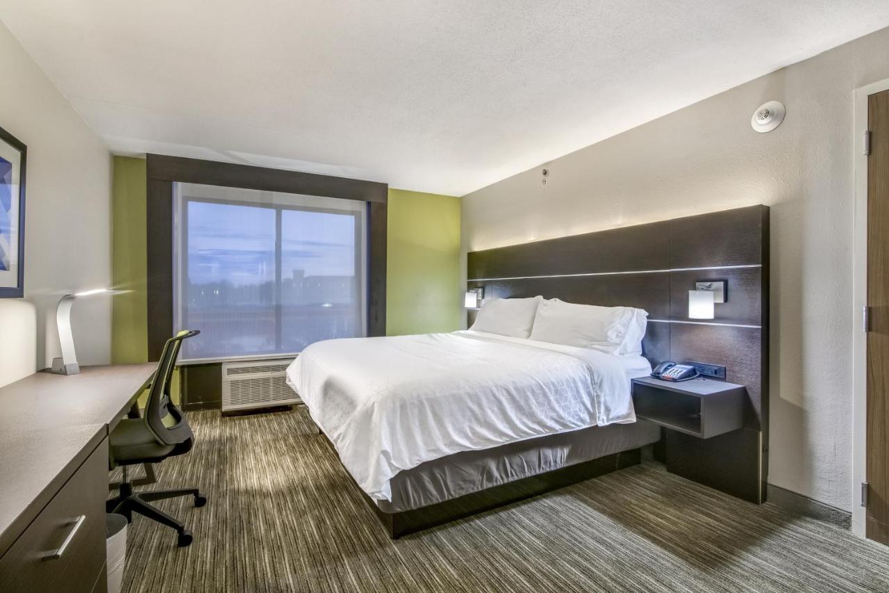  | Holiday Inn Express & Suites Longview North, an IHG Hotel