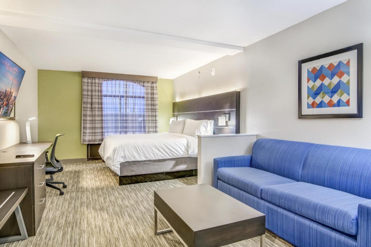  | Holiday Inn Express & Suites Longview North, an IHG Hotel