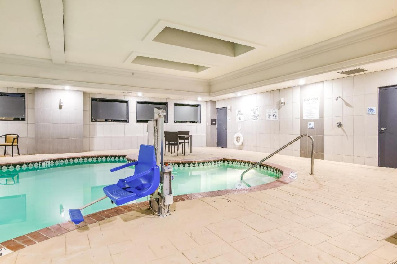  | Holiday Inn Express & Suites Longview North, an IHG Hotel