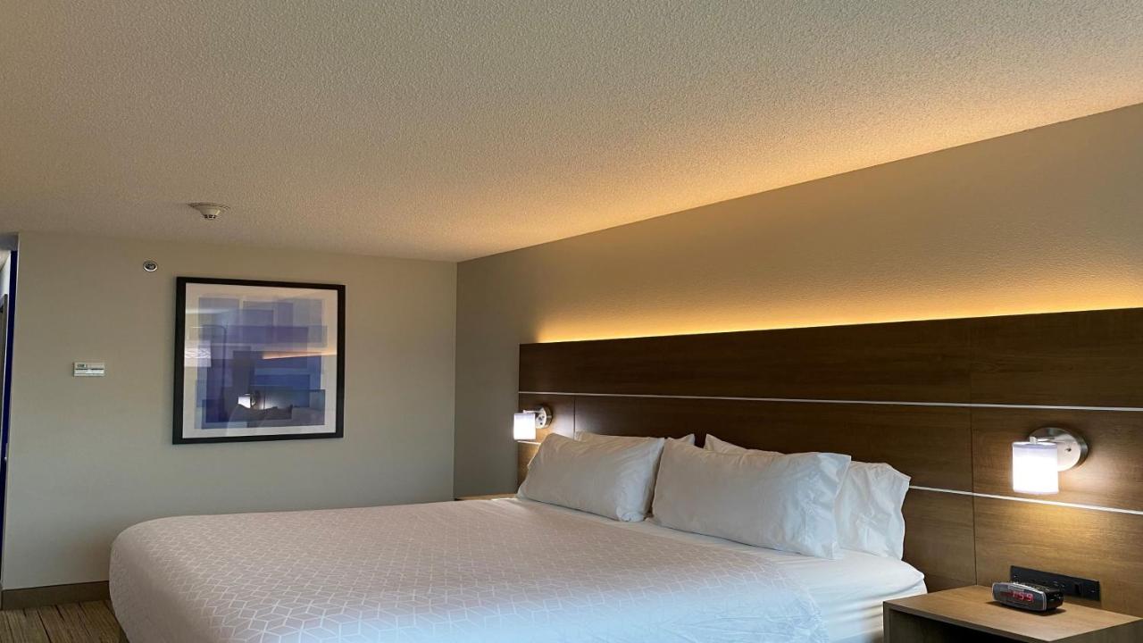  | Holiday Inn Express & Suites Somerset Central